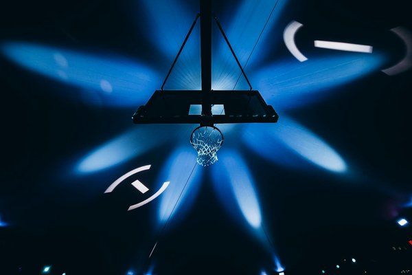 Découvrez les meilleurs skis d'occasion pour vos aventures enneigées